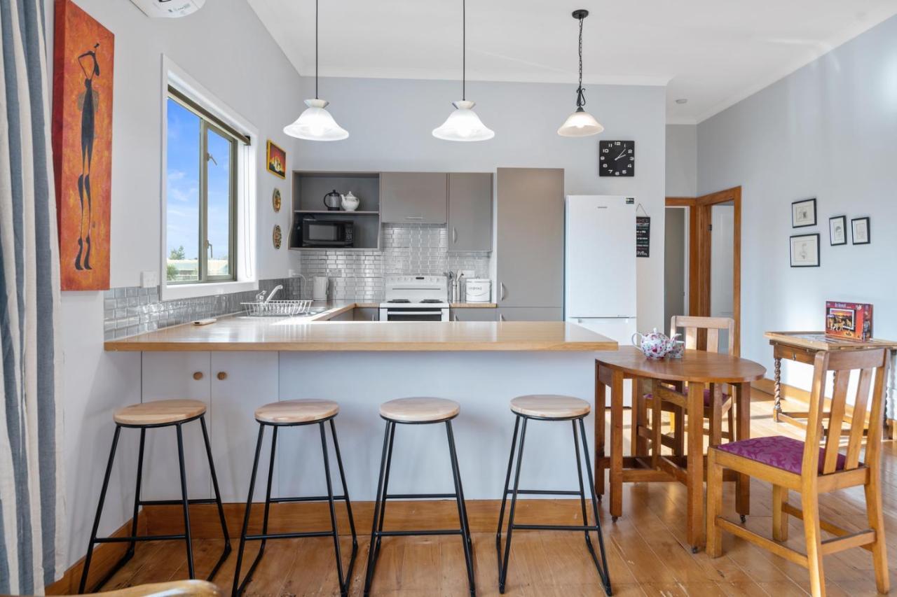 Ekhaya - New Plymouth Holiday Home Dış mekan fotoğraf
